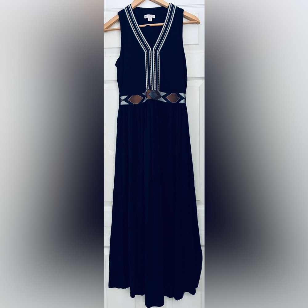 Sleeveless Navy Maxi Dress with Embroidered V-Neck and Waist Detail